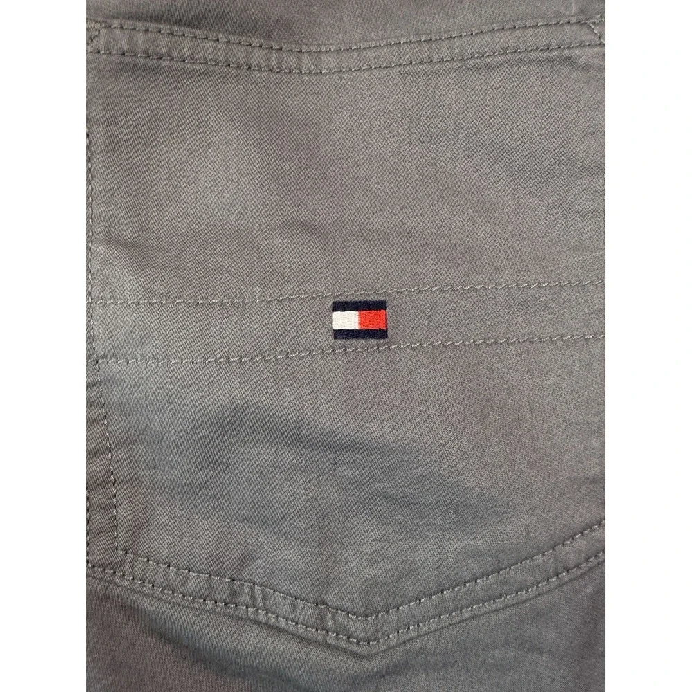 Tommy Hilfiger Mens Size 38X30 Pants Flex Slim Straight Performance Grey